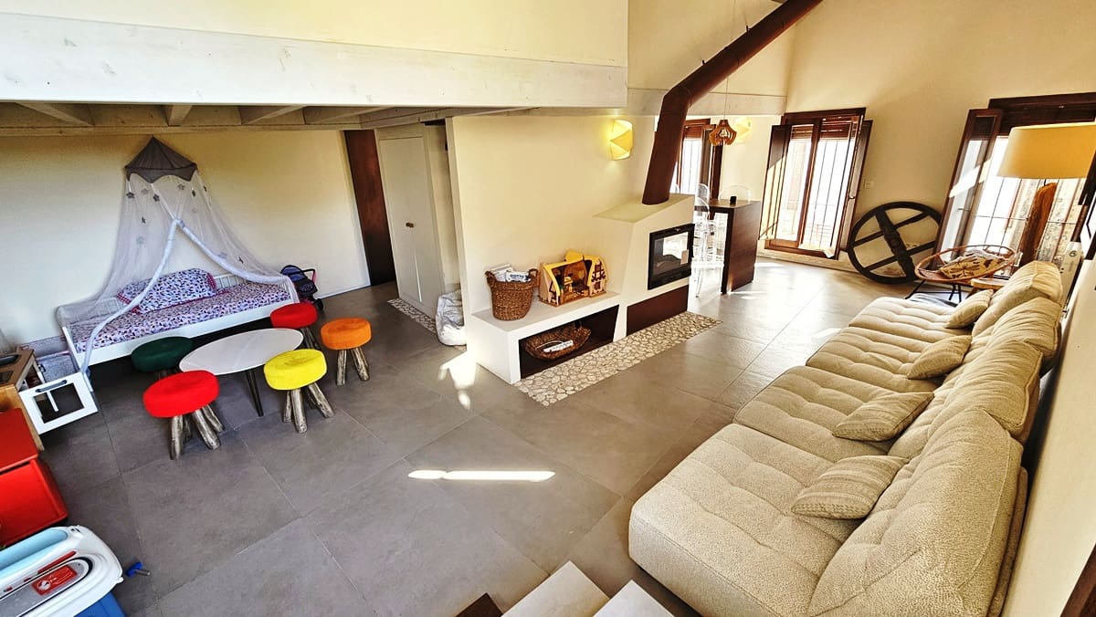 5 bedroom Finca/Country House for sale in Alajar - € 590,000 (Ref: 9471054)