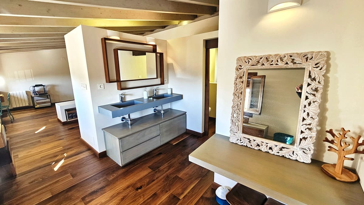 5 bedroom Finca/Country House for sale in Alajar - € 590,000 (Ref: 9471054)