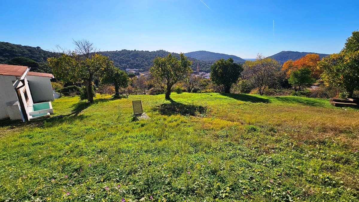 5 bedroom Finca/Country House for sale in Alajar - € 590,000 (Ref: 9471054)