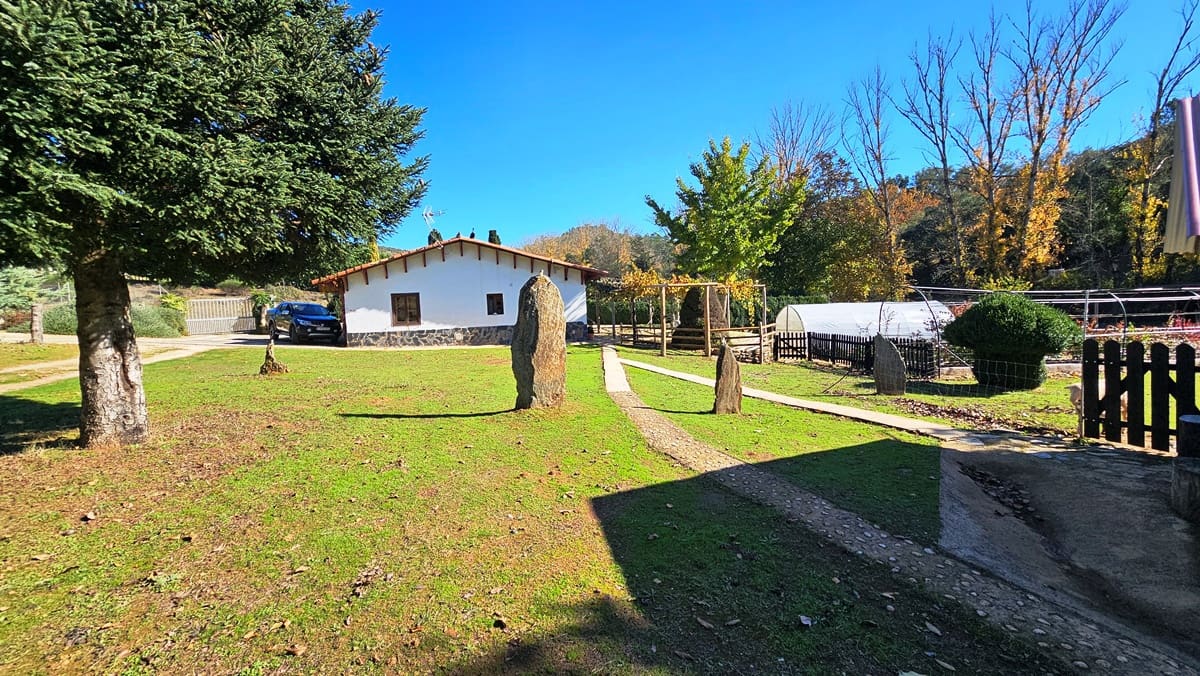 Finca/Casa Rural de 4 habitaciones en Cortelazor en venta con piscina - 398.000 € (Ref: 9471055)