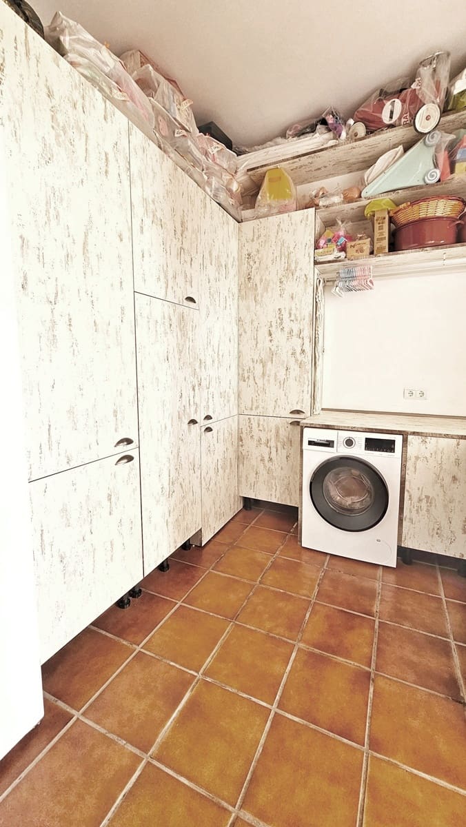 5 bedroom Finca/Country House for sale in Canaveral de Leon with garage - € 437,000 (Ref: 9734144)