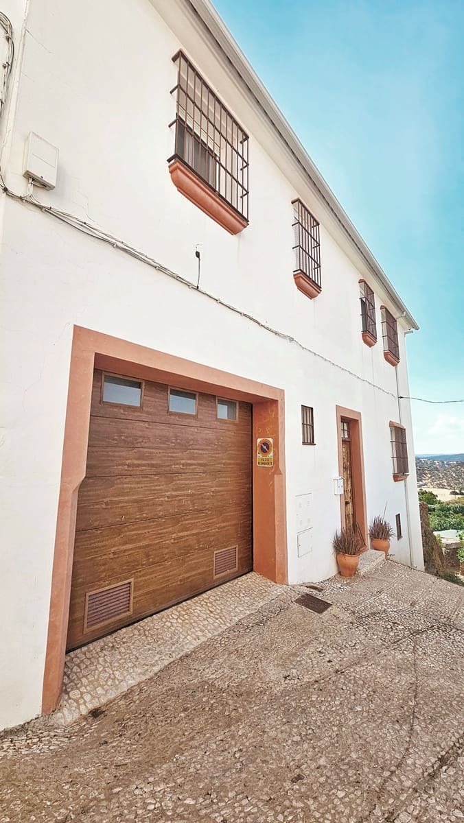 5 bedroom Finca/Country House for sale in Canaveral de Leon with garage - € 437,000 (Ref: 9734144)