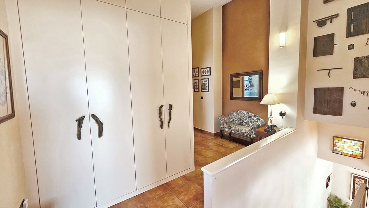 5 bedroom Finca/Country House for sale in Canaveral de Leon with garage - € 437,000 (Ref: 9734144)