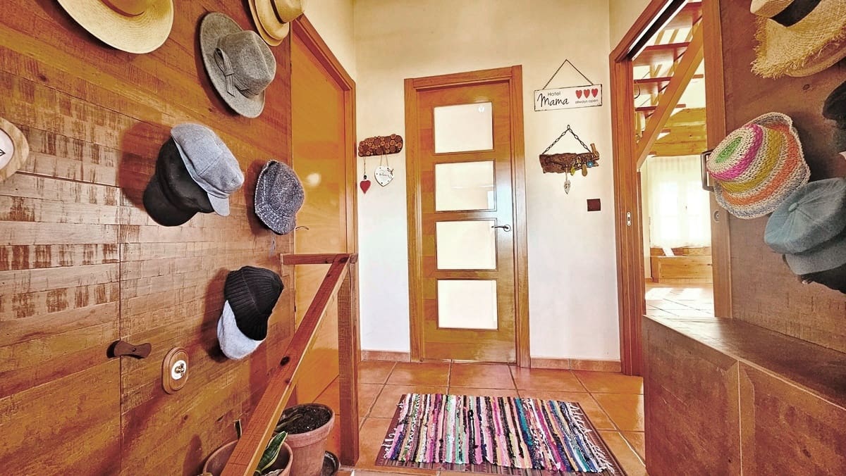 5 bedroom Finca/Country House for sale in Canaveral de Leon with garage - € 437,000 (Ref: 9734144)