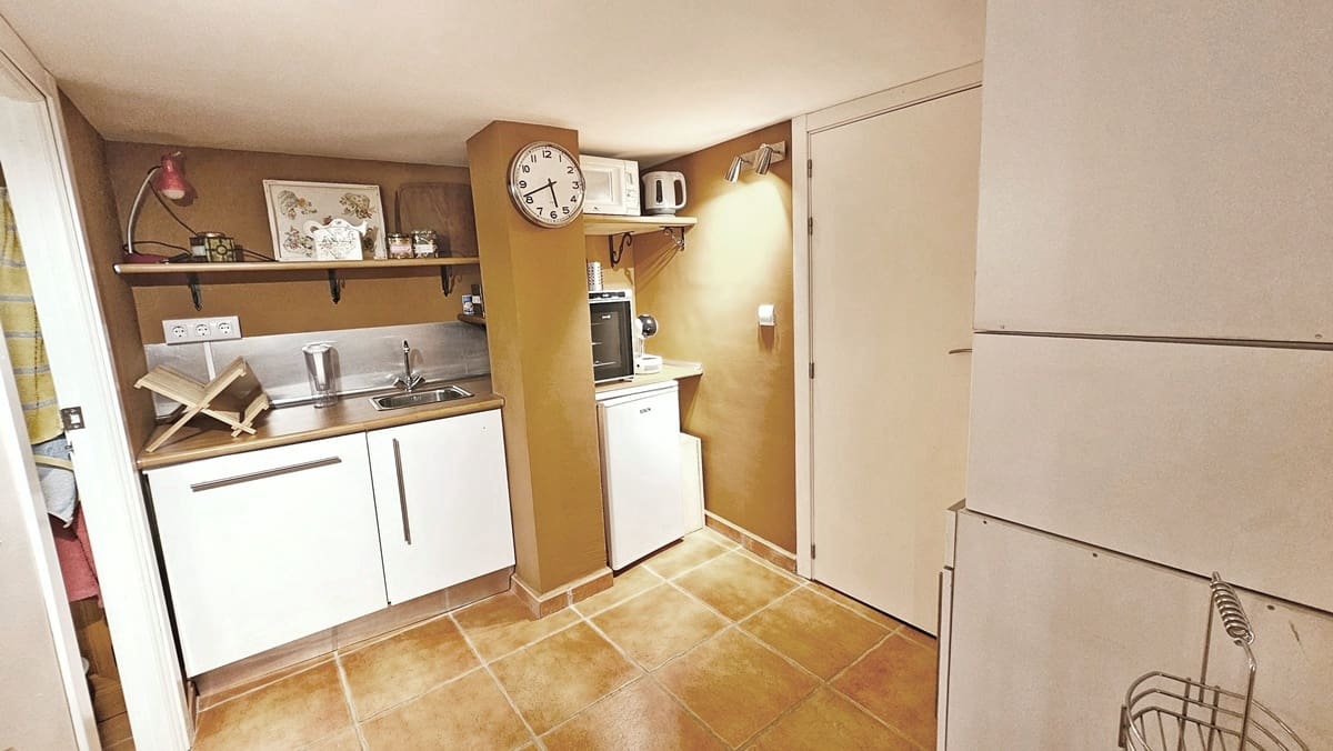 5 bedroom Finca/Country House for sale in Canaveral de Leon with garage - € 437,000 (Ref: 9734144)