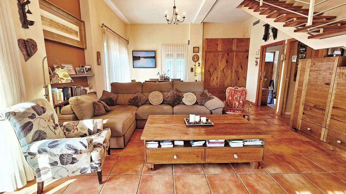 5 bedroom Finca/Country House for sale in Canaveral de Leon with garage - € 437,000 (Ref: 9734144)