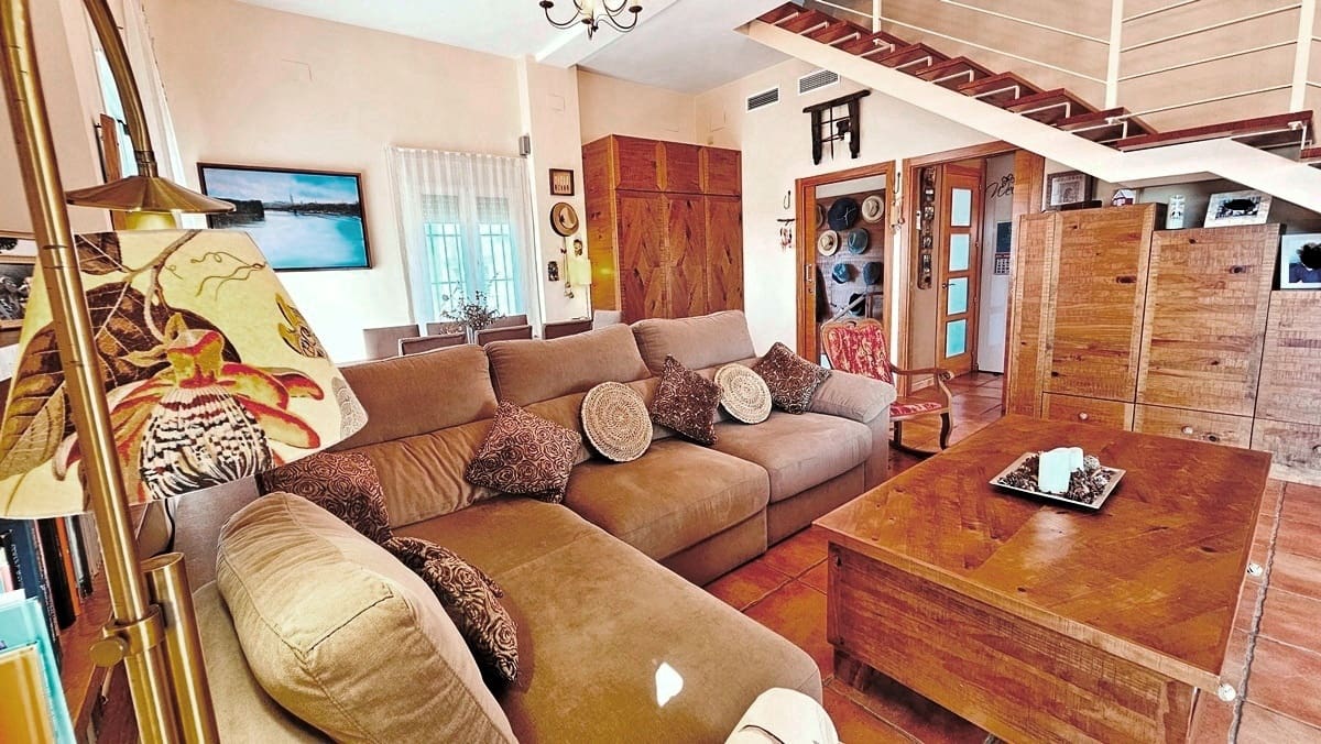 5 bedroom Finca/Country House for sale in Canaveral de Leon with garage - € 437,000 (Ref: 9734144)