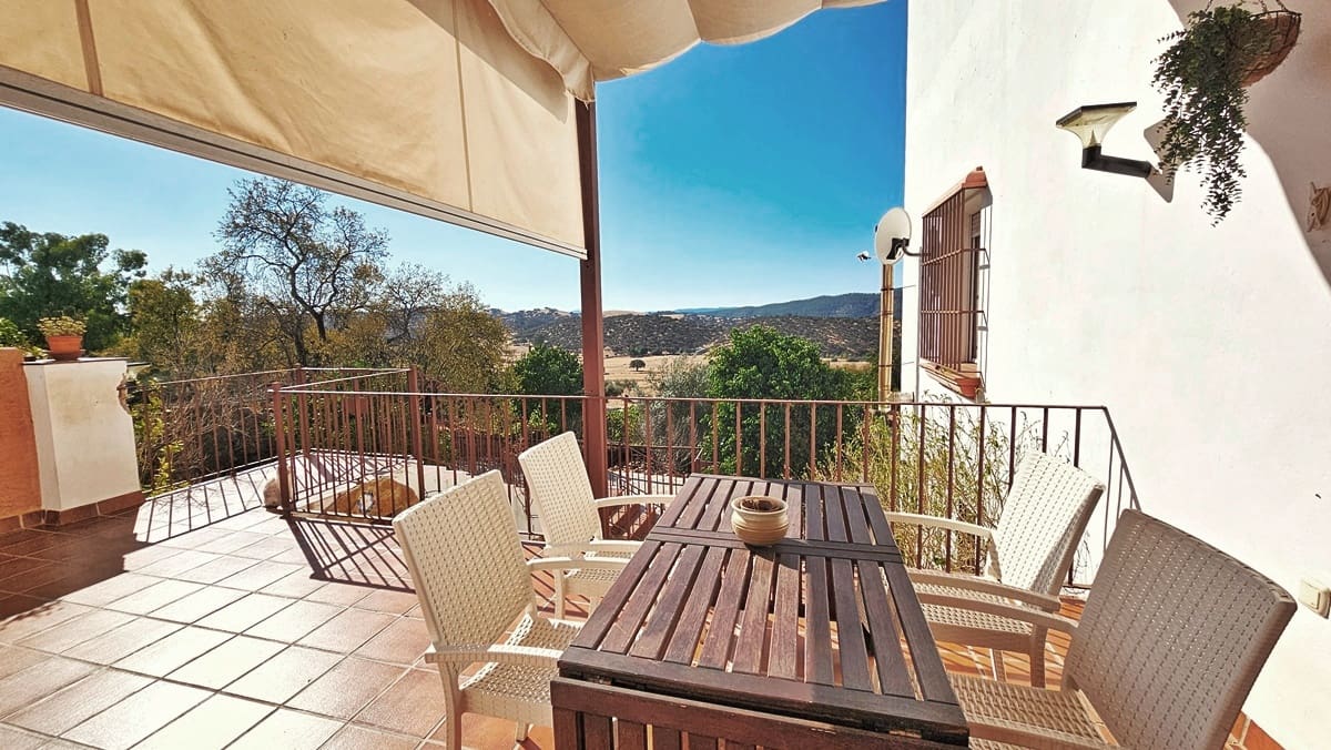 5 bedroom Finca/Country House for sale in Canaveral de Leon with garage - € 437,000 (Ref: 9734144)