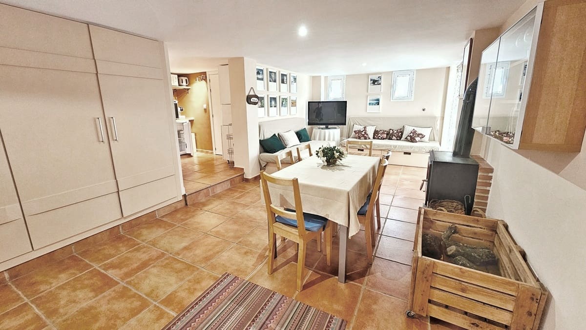 5 bedroom Finca/Country House for sale in Canaveral de Leon with garage - € 437,000 (Ref: 9734144)