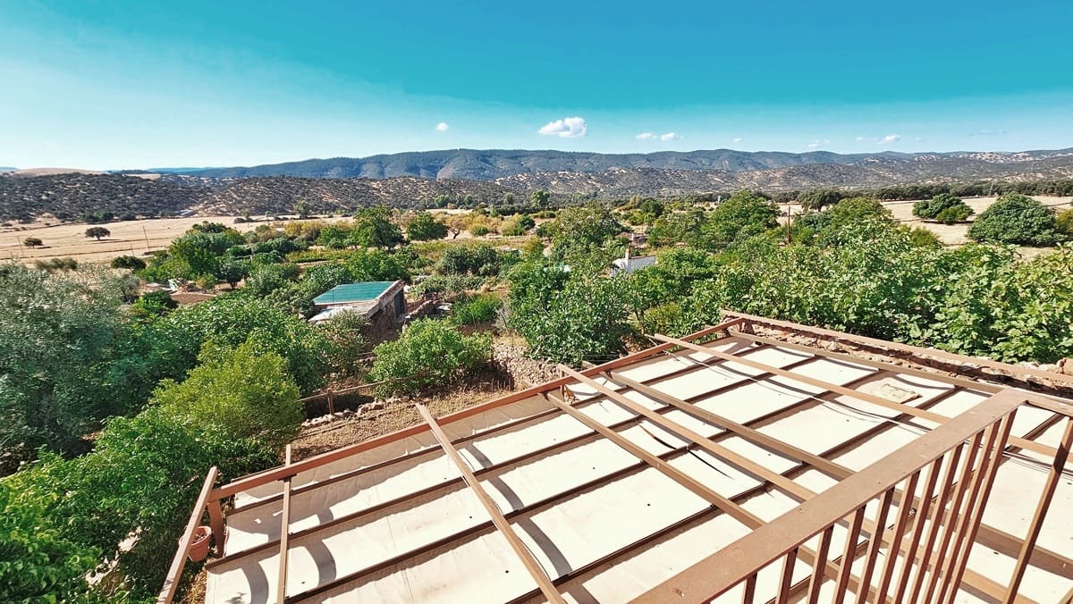 5 bedroom Finca/Country House for sale in Canaveral de Leon with garage - € 437,000 (Ref: 9734144)