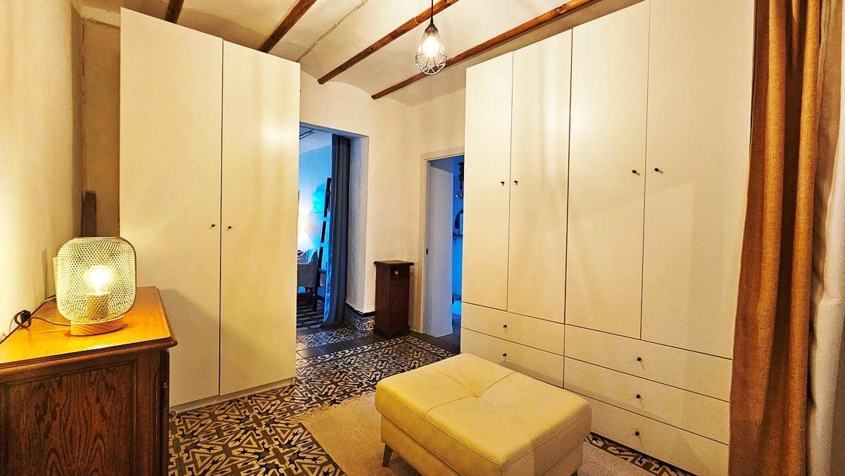 4 bedroom Townhouse for sale in Aroche - € 149,000 (Ref: 9777336)