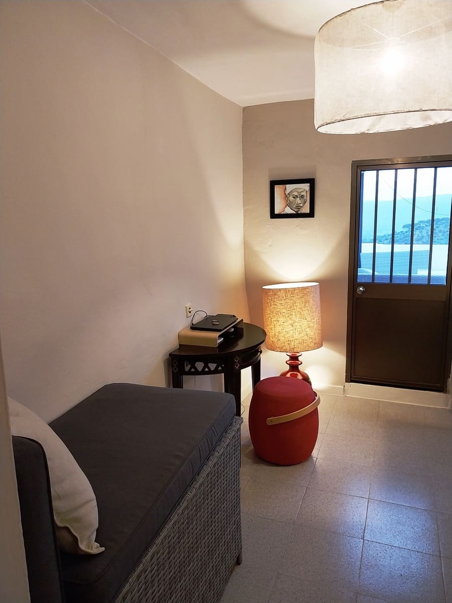 4 bedroom Townhouse for sale in Aroche - € 149,000 (Ref: 9777336)