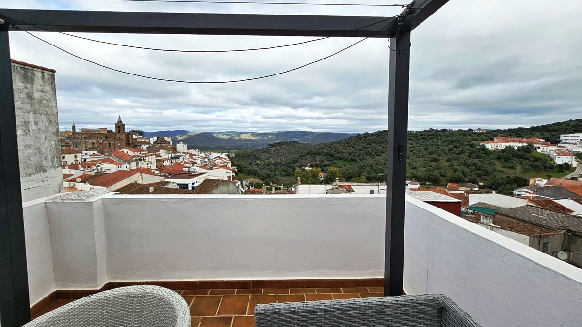 4 bedroom Townhouse for sale in Aroche - € 149,000 (Ref: 9777336)