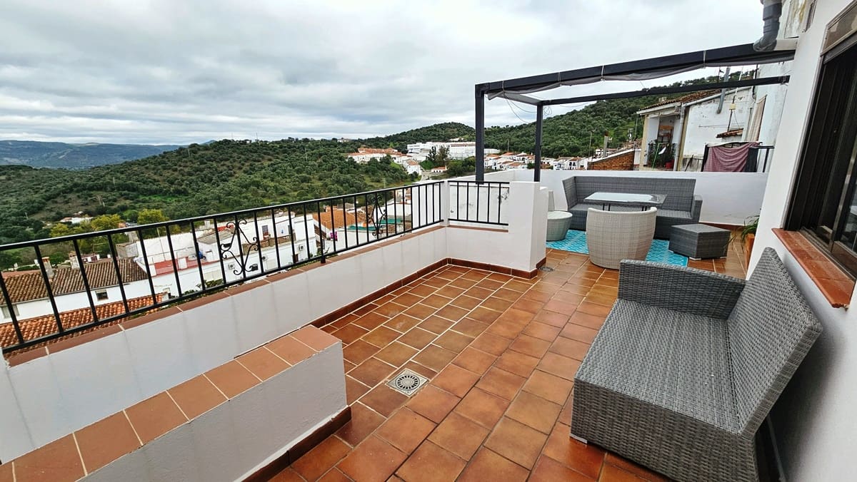 4 bedroom Townhouse for sale in Aroche - € 149,000 (Ref: 9777336)