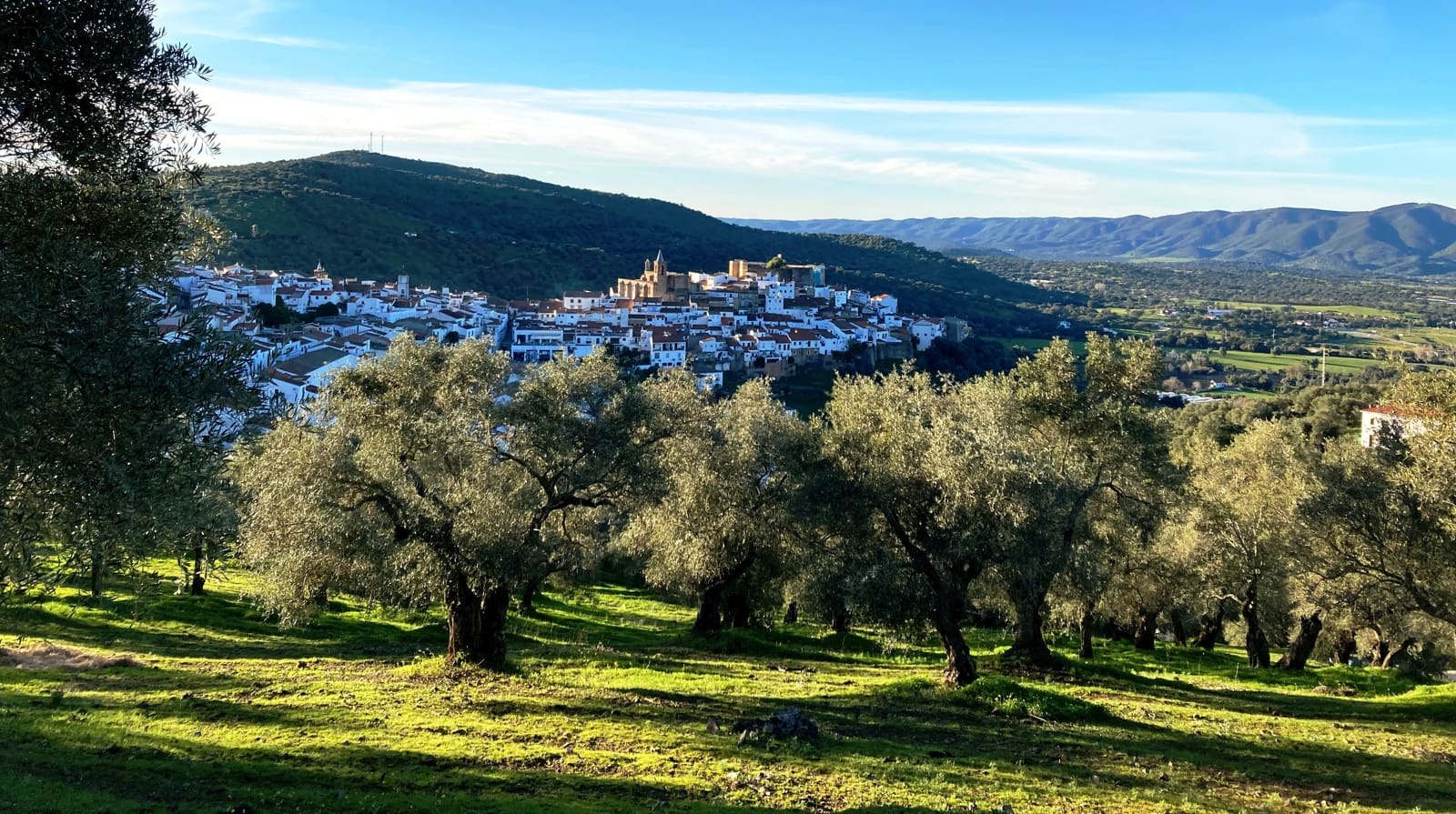 4 bedroom Townhouse for sale in Aroche - € 149,000 (Ref: 9777336)