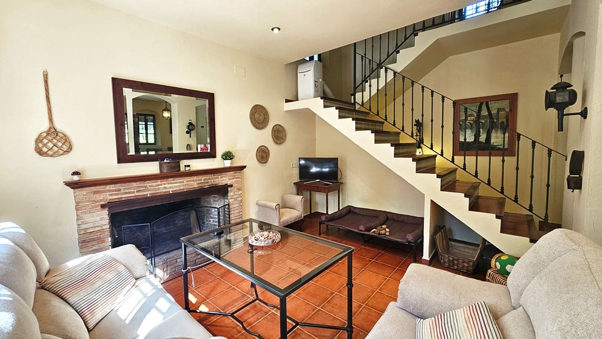 3 bedroom Finca/Country House for sale in Santa Ana la Real - € 290,000 (Ref: 9800785)