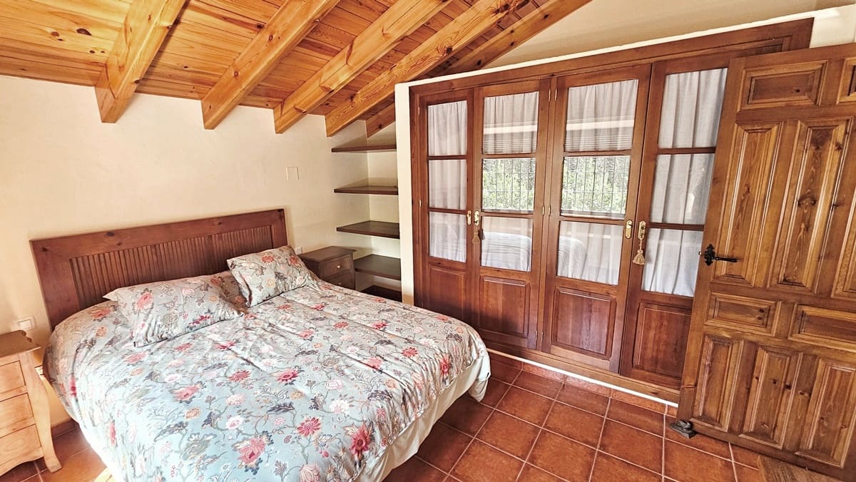 3 bedroom Finca/Country House for sale in Santa Ana la Real - € 290,000 (Ref: 9800785)