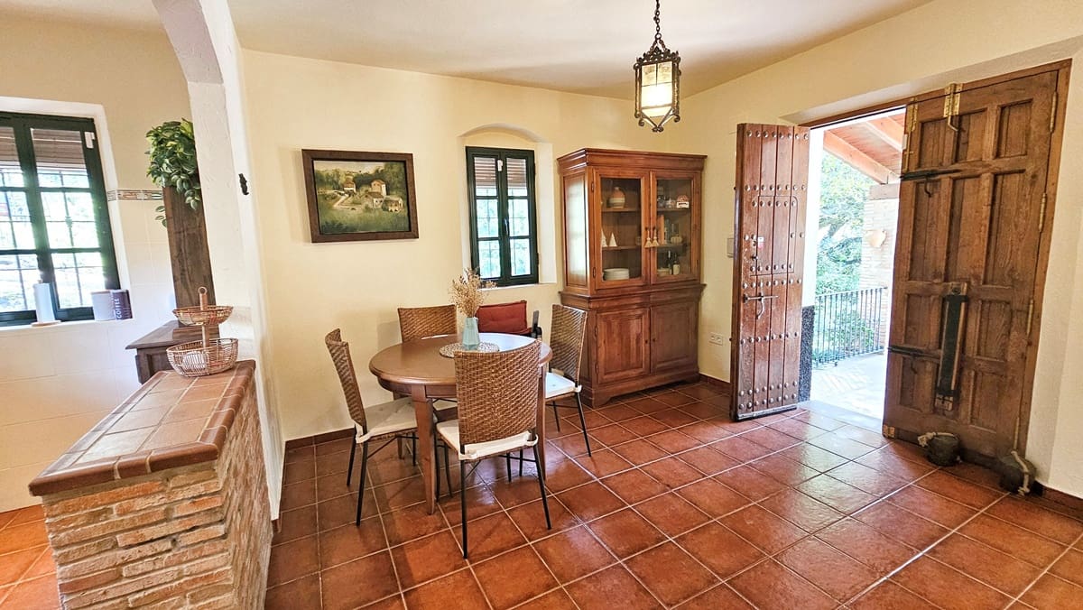 3 bedroom Finca/Country House for sale in Santa Ana la Real - € 290,000 (Ref: 9800785)