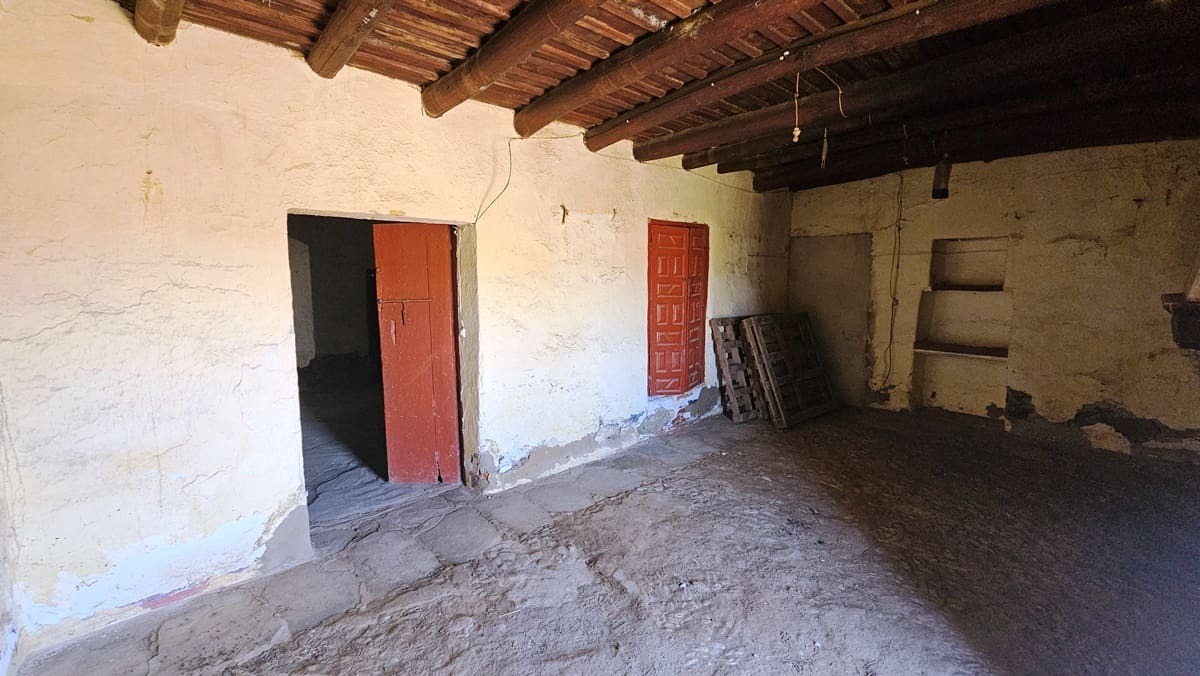 4 bedroom Finca/Country House for sale in Aracena - € 750,000 (Ref: 9857777)