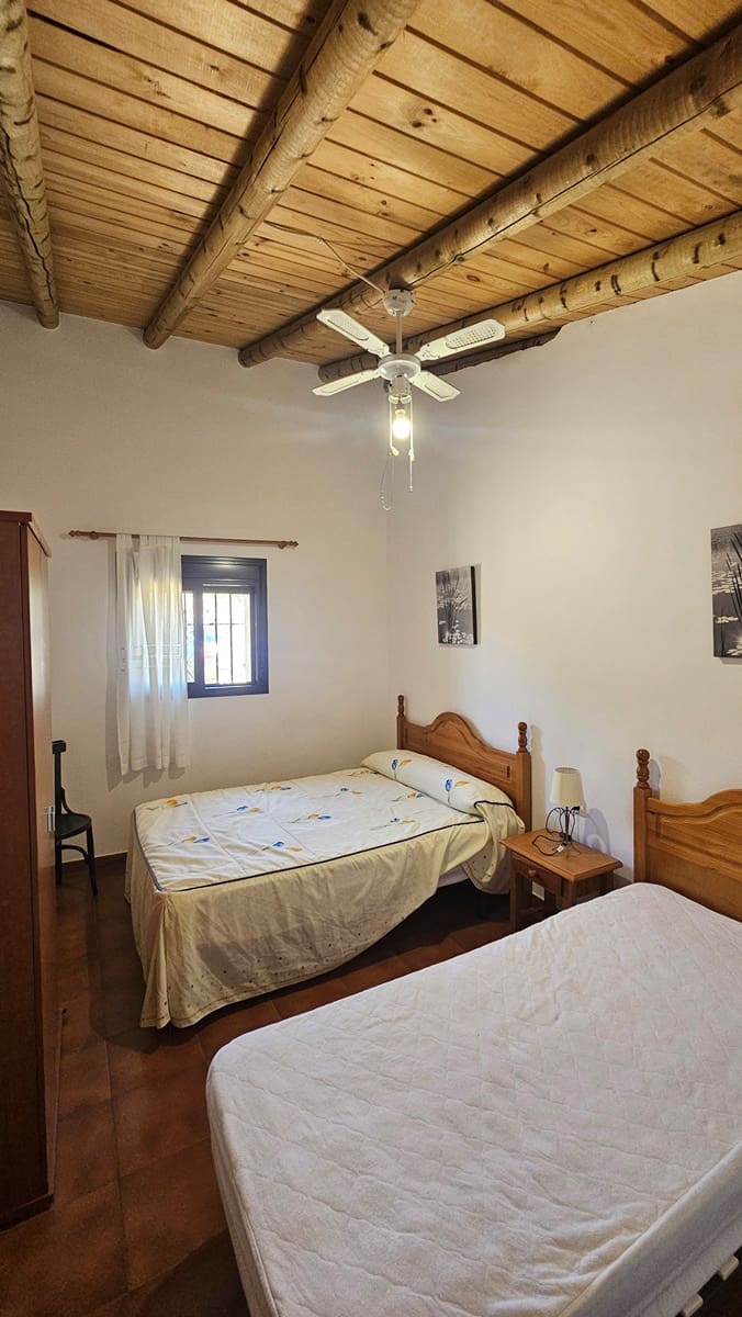 4 sypialnia Finka/Dom wiejski na sprzedaż w Higuera de la Sierra z basenem - 350 000 € (Ref: 9883457)