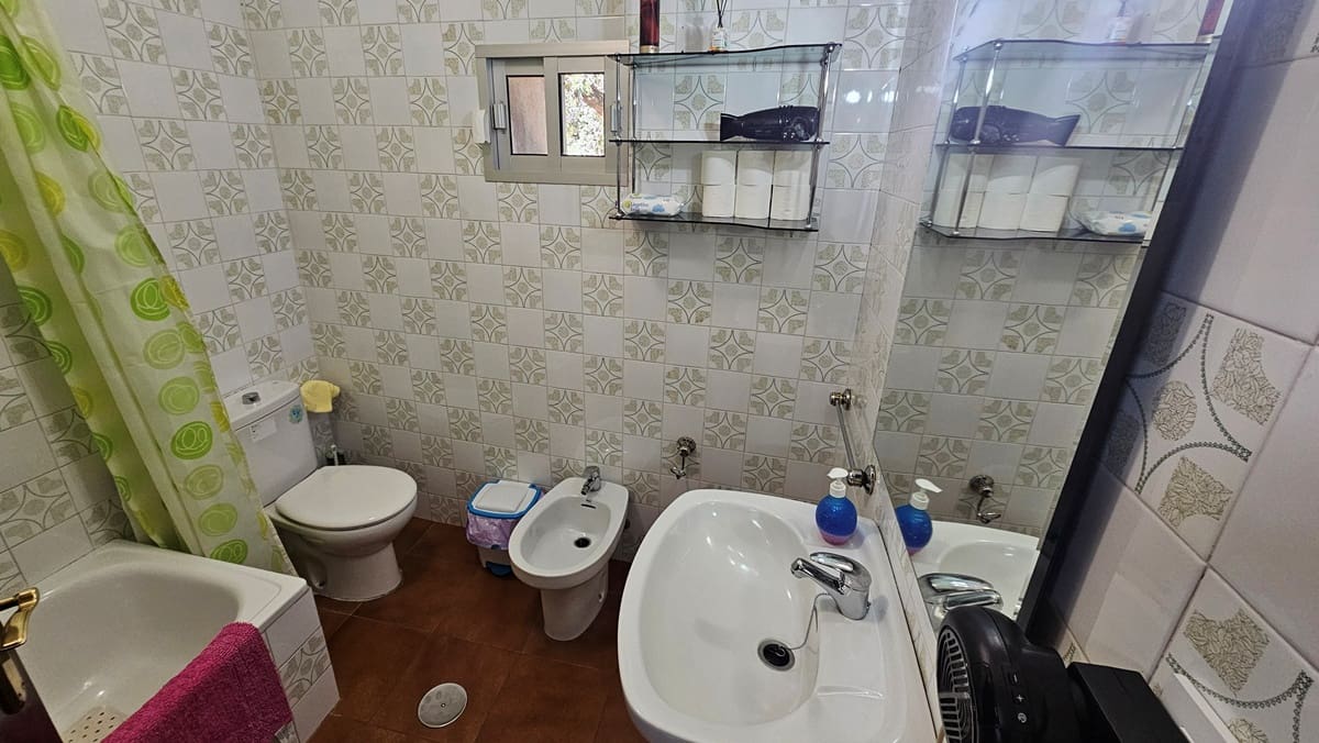 4 sypialnia Finka/Dom wiejski na sprzedaż w Higuera de la Sierra z basenem - 350 000 € (Ref: 9883457)
