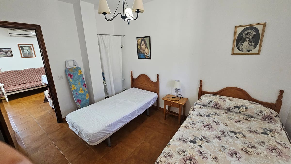 4 sypialnia Finka/Dom wiejski na sprzedaż w Higuera de la Sierra z basenem - 350 000 € (Ref: 9883457)