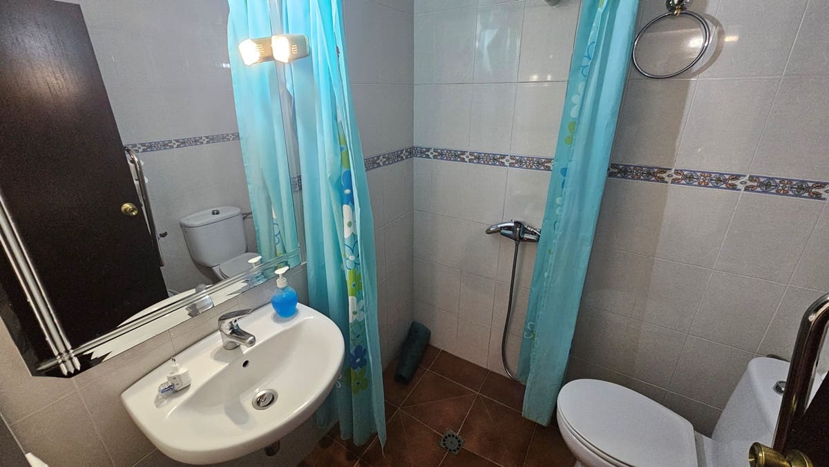 4 sypialnia Finka/Dom wiejski na sprzedaż w Higuera de la Sierra z basenem - 350 000 € (Ref: 9883457)