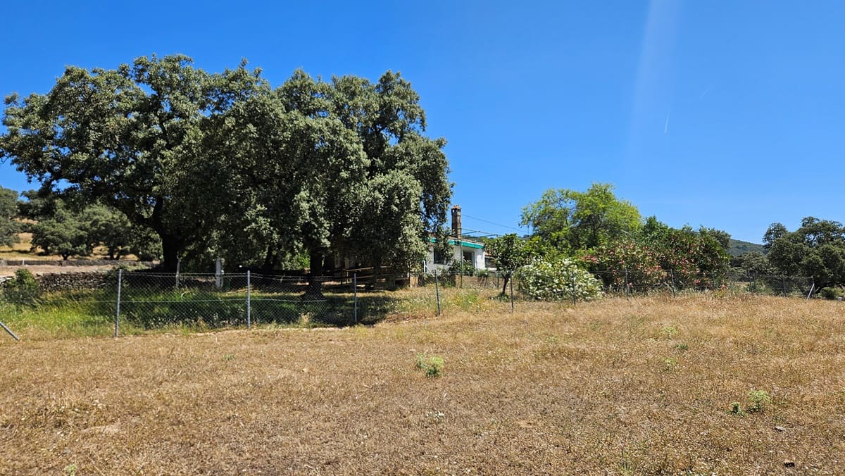 4 sypialnia Finka/Dom wiejski na sprzedaż w Higuera de la Sierra z basenem - 350 000 € (Ref: 9883457)