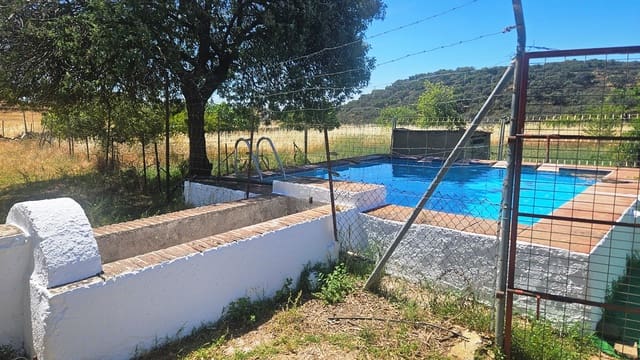 4 sypialnia Finka/Dom wiejski na sprzedaż w Higuera de la Sierra z basenem - 350 000 € (Ref: 9883457)