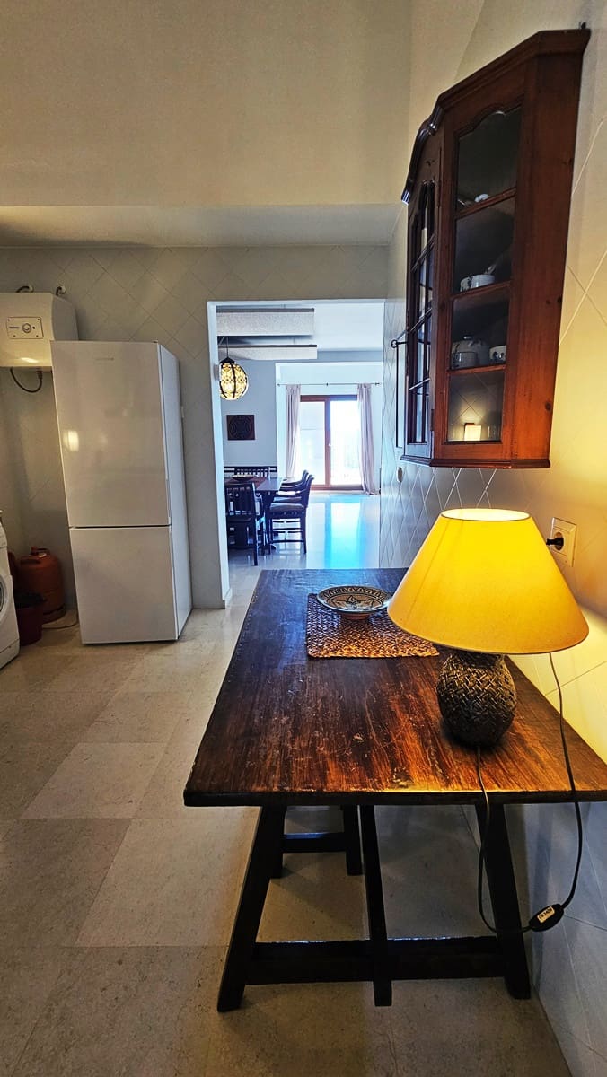 6 sypialnia Dom na sprzedaż w Zufre z basenem garażem - 450 000 € (Ref: 9931191)