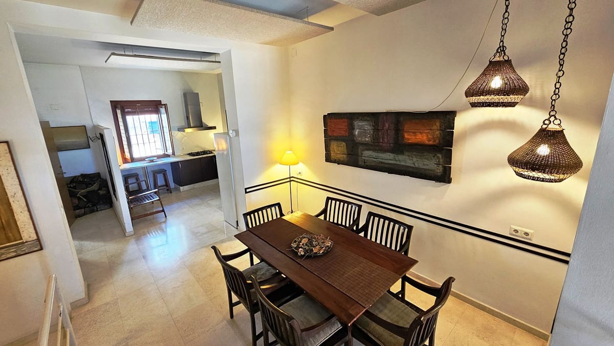 6 sypialnia Dom na sprzedaż w Zufre z basenem garażem - 450 000 € (Ref: 9931191)