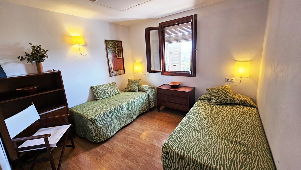 6 sypialnia Dom na sprzedaż w Zufre z basenem garażem - 450 000 € (Ref: 9931191)