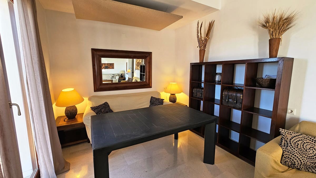6 sypialnia Dom na sprzedaż w Zufre z basenem garażem - 450 000 € (Ref: 9931191)