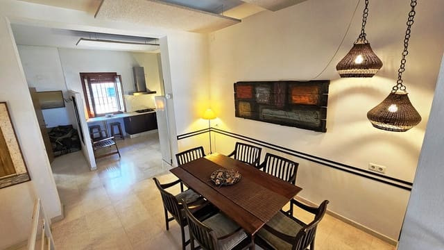 6 sypialnia Dom na sprzedaż w Zufre z basenem garażem - 450 000 € (Ref: 9931191)