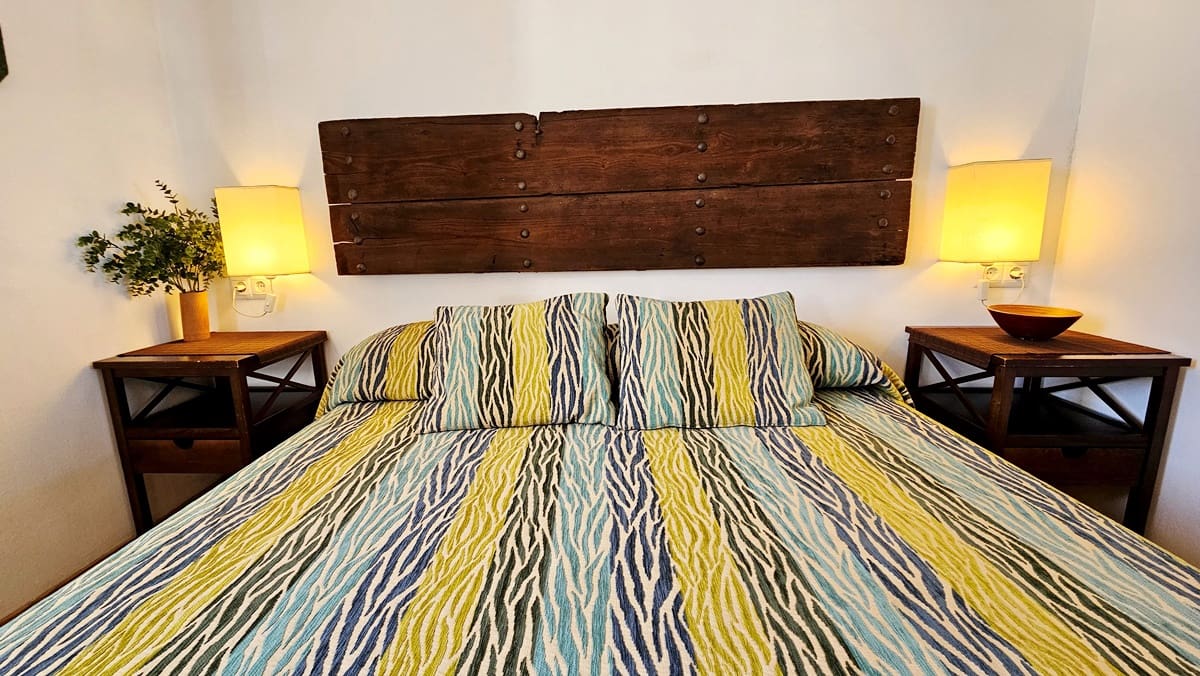 6 sypialnia Dom na sprzedaż w Zufre z basenem garażem - 450 000 € (Ref: 9931191)