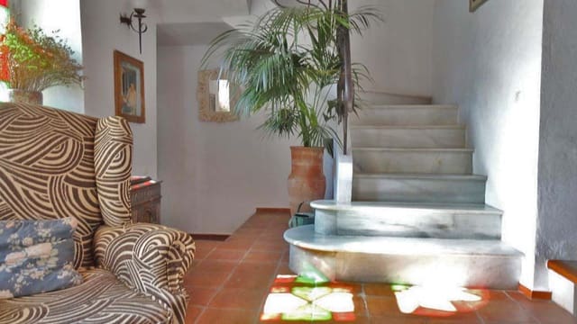 3 soveværelse Byhus til salg i Gaucín med swimmingpool - € 725.000 (Ref: 6642105)