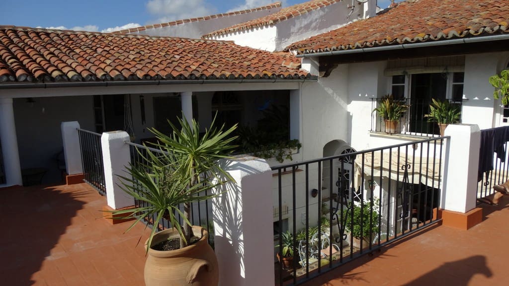 3 soveværelse Byhus til salg i Gaucin med swimmingpool - € 725.000 (Ref: 6642105)