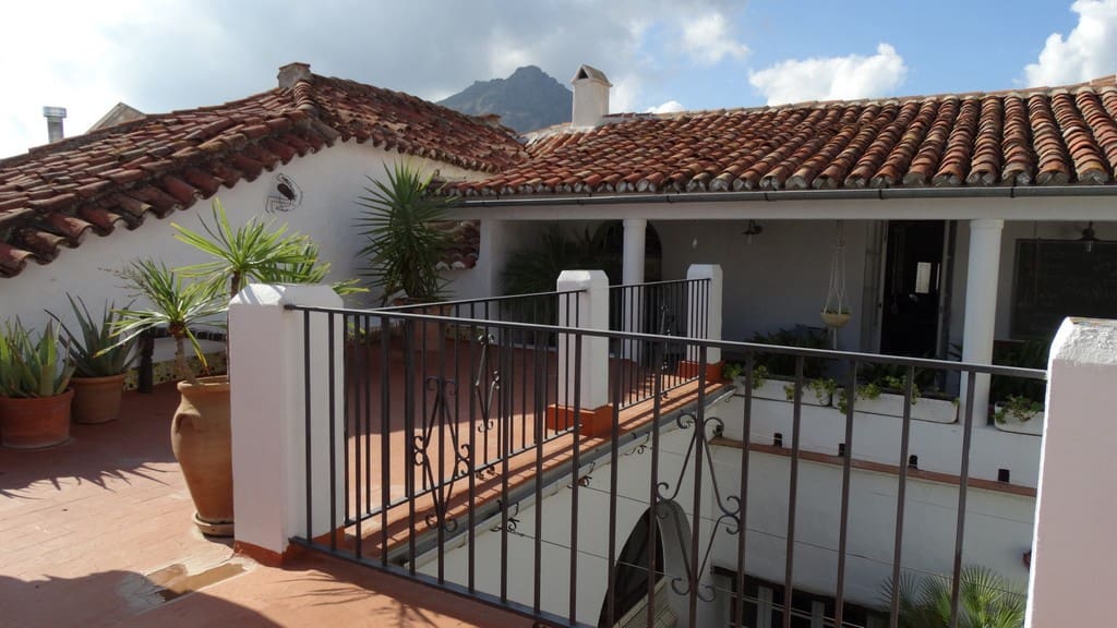 3 soveværelse Byhus til salg i Gaucin med swimmingpool - € 725.000 (Ref: 6642105)