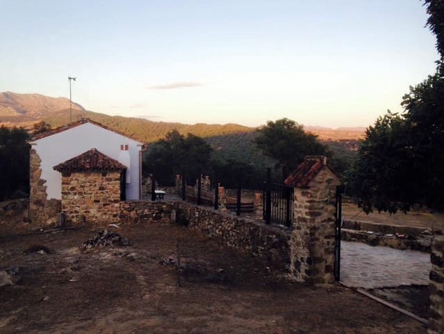 3 makuuhuone Maalaistalo myytävänä paikassa Gaucín mukana uima-altaan - 350 000 € (Ref: 6646559)