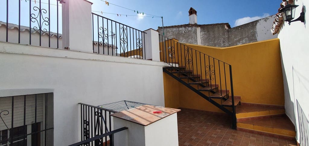 4 soveværelse Byhus til salg i Gaucin - € 340.000 (Ref: 6646604)