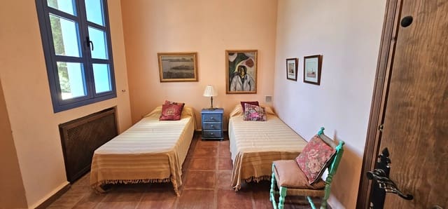 7 chambre Finca/Maison de Campagne à vendre à Gaucín avec piscine - 1 800 000 € (Ref: 7982460)