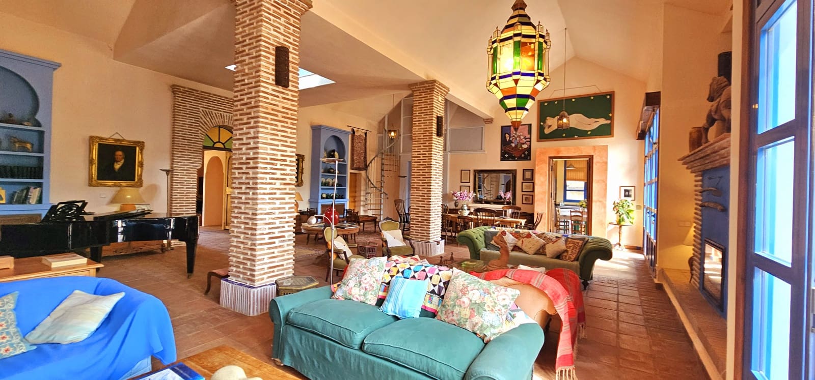 7 soveværelse Finca/Landehus til salg i Gaucin med swimmingpool - € 1.800.000 (Ref: 7982460)