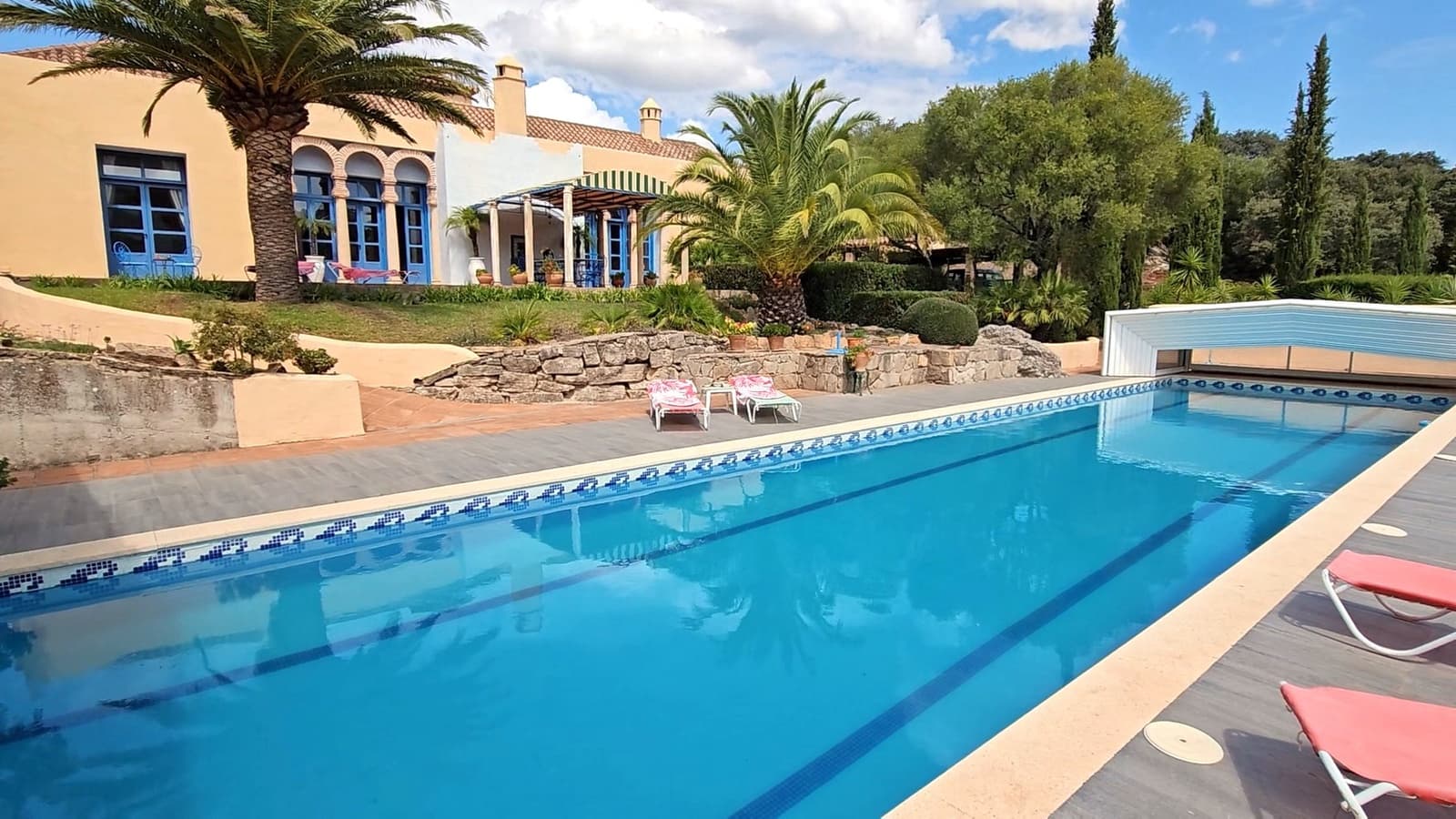 7 soveværelse Finca/Landehus til salg i Gaucin med swimmingpool - € 1.800.000 (Ref: 7982460)