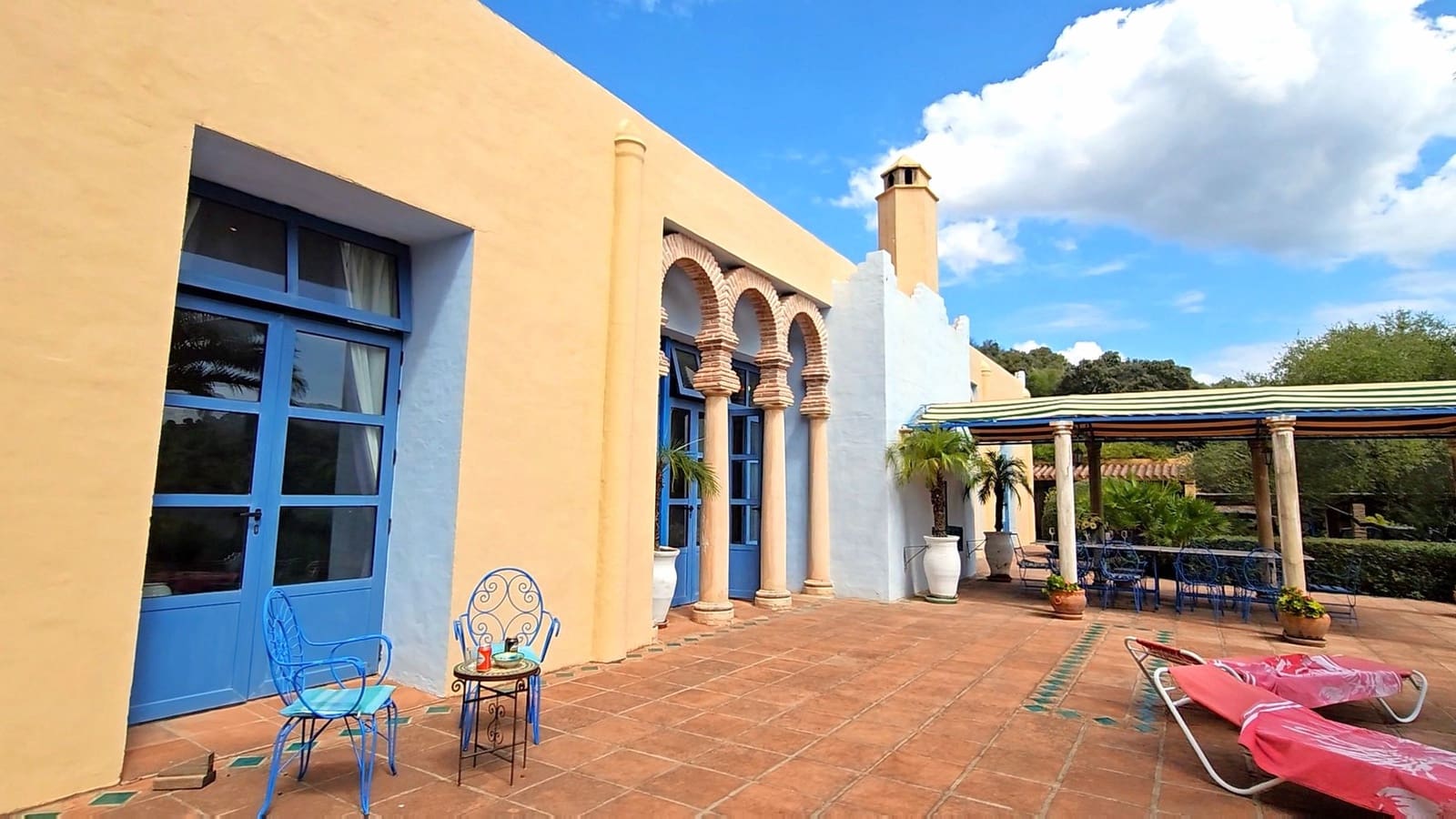 7 soveværelse Finca/Landehus til salg i Gaucin med swimmingpool - € 1.800.000 (Ref: 7982460)