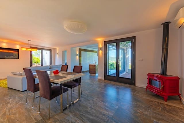 3 soveværelse Villa til salg i Tarifa med swimmingpool - € 1.495.000 (Ref: 8428011)