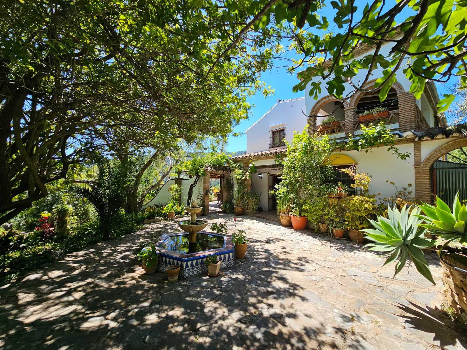 4 soveværelse Villa til salg i Gaucin med swimmingpool - € 875.000 (Ref: 8428017)