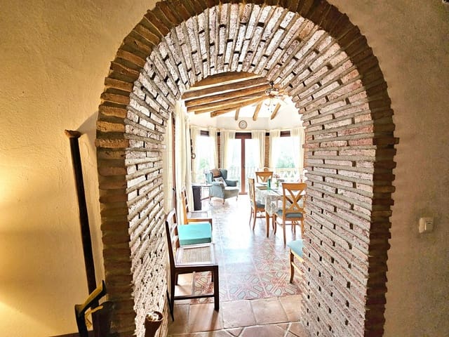 4 soveværelse Villa til salg i Gaucín med swimmingpool - € 875.000 (Ref: 8428017)