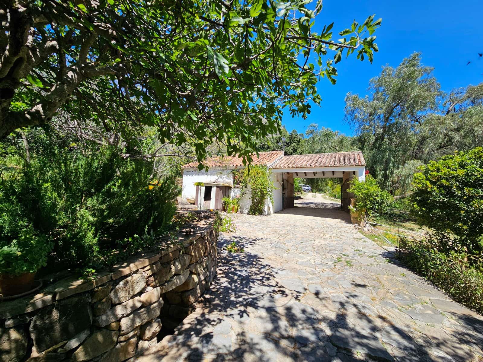 4 soveværelse Villa til salg i Gaucin med swimmingpool - € 875.000 (Ref: 8428017)