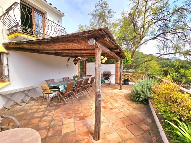 4 soveværelse Villa til salg i Gaucín med swimmingpool - € 875.000 (Ref: 8428017)