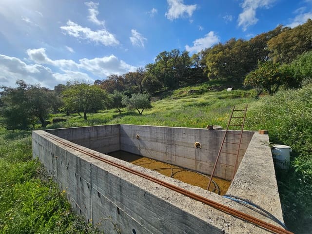 2 soveværelse Finca/Landehus til salg i Cortes de la Frontera - € 230.000 (Ref: 8428055)